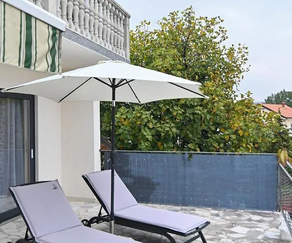 Gogo Apartment