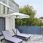 Gogo Apartment
