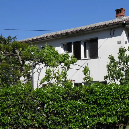 شقة Gogo أوباتيا